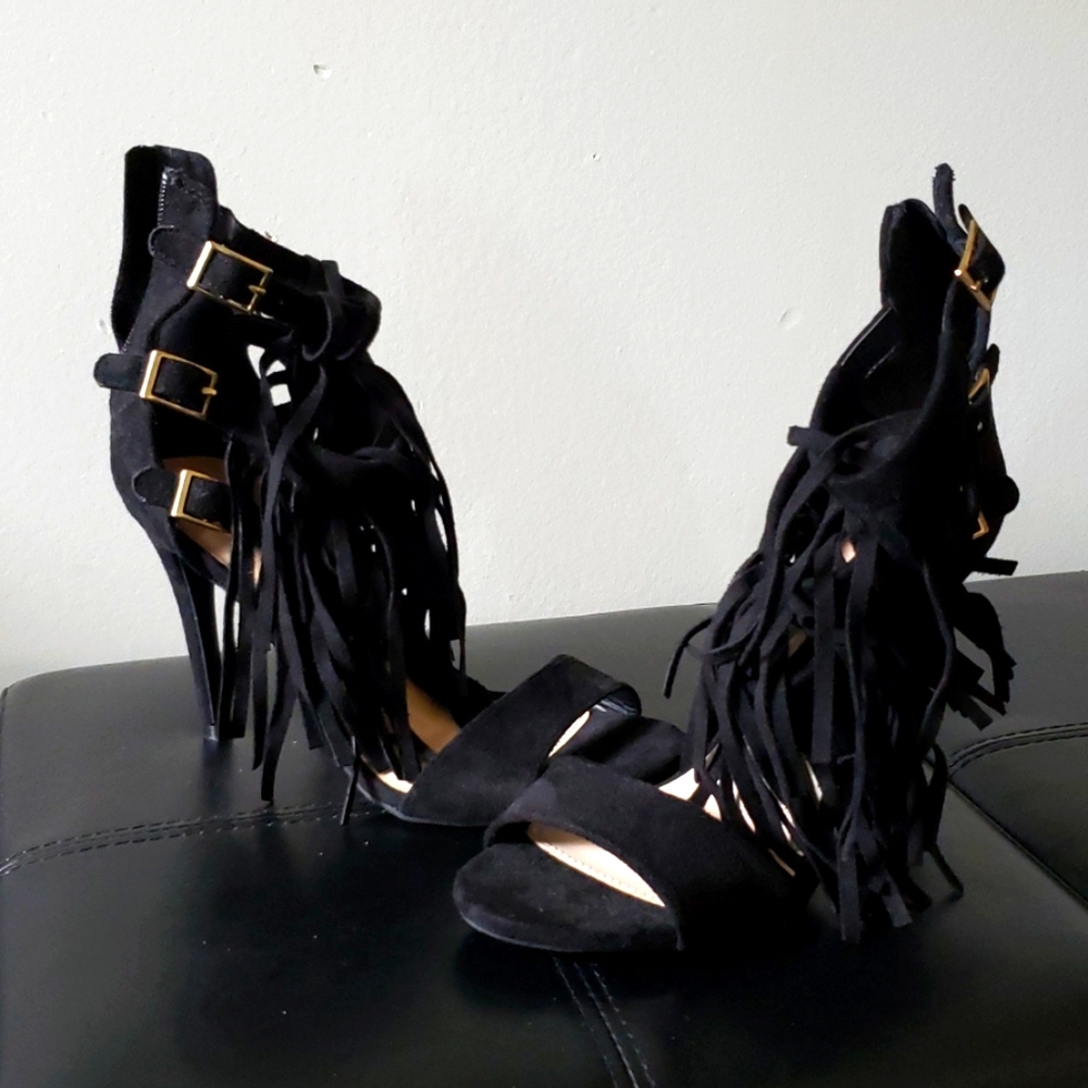 Strappy black stiletto